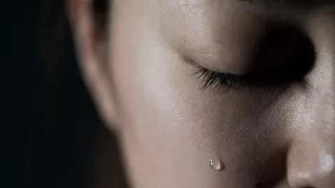 คู่มือจัดการความสัมพันธ์ชีวิตรัก เมื่อต้องเป็นมือที่ 3 4 5 ยากจะตัดสินใจ