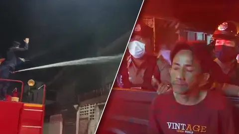 ลูกชายคลั่งยา ทะเลาะกับแม่ จุดไฟเผาบ้าน ขณะพ่อนอนป่วยติดเตียง (คลิป)