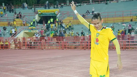 "สรรวัชญ์" ซัดประตูแรก ลีกมาเลเซีย แบบไม่ต้องจับสุดงาม ประตูได้แต่ยืนมอง (คลิป)