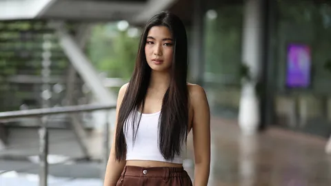 ก้อย อรัชพร ยูทูบเปลี่ยนชีวิต รายได้มหาศาล แลกกับการขายความเป็นตัวเอง