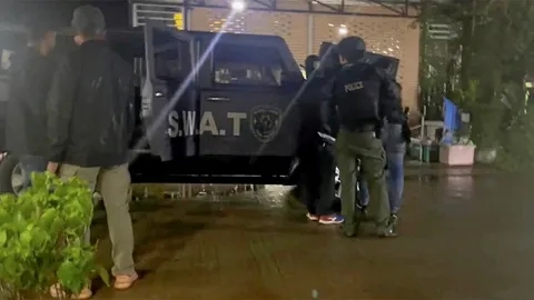 ผัวปืนโหดบุกยิงเมีย จ่อขมับฆ่าตัวเองหนีความผิด