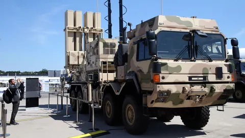 นาโตส่งระบบป้องกันมิสไซล์ IRIS-T ให้ยูเครน รับมือการโจมตีจากรัสเซีย