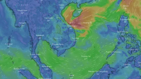 เตือน 14-15 ต.ค. พายุโซนร้อน "เซินกา" ส่งผลกระทบให้ไทยเจอ "ฝนตกหนัก" บางแห่ง