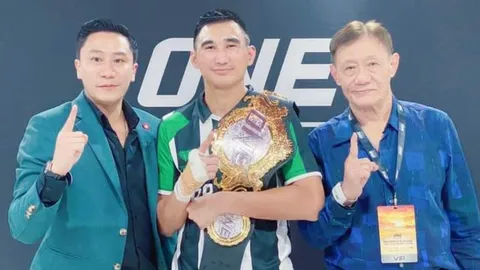 "เพชรมรกต" ร่ายยาวชัดๆ "เสี่ยโบ๊ท" ถามตนและน้องๆ ก่อน ตัดสินใจแยกทาง ONE