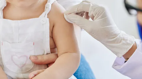 เพจดังเปิดเหตุผล ทำไมเด็ก 6 เดือน-4 ขวบ ควรฉีดวัคซีนโควิด ป่วยแล้วเว้นกี่เดือน