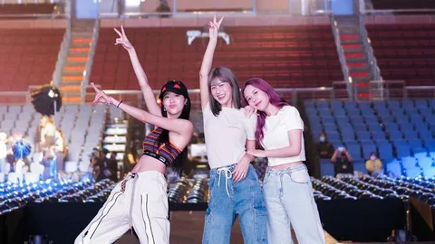 "เฟย์ ฟาง แก้ว" กำลังใจดีเยี่ยมโชว์ กามิกาเซ่ ปาร์ตี้ เพราะมี 3 เขย ว่าน-บอย-โทนี่