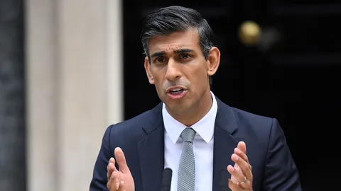 นายกฯ ซูแน็กกับความยุ่งเหยิงของอังกฤษ