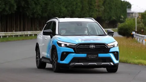 ลองครั้งแรกในญี่ปุ่น ทดสอบ TOYOTA COROLLA CROSS เครื่องยนต์สามสูบ เชื้อเพลิงไฮโดรเจน! 