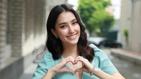 “ฮาน่า” ราชินีบู๊สู่นางอัปสรเสื้อม่วง ลูกรักพ่อปู่พญานาค รำงานเดียวชีวิตเปลี่ยน! (คลิป)