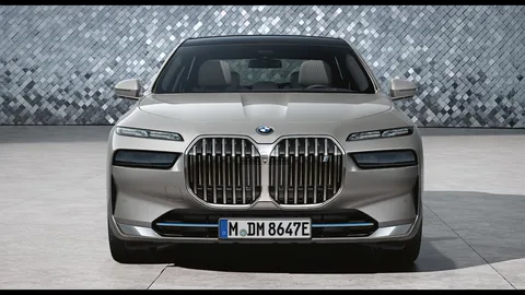 BMW i7 xDrive60 M Sport (First Edition) รถยนต์ไฟฟ้าหรูสำหรับการประชุมผู้นำเขตเศรษฐกิจเอเปก 2022