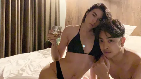 แนนนี่ ภรรยา บอล วิทวัส โพสต์ภาพบนเตียง นุ่งบิกินีแซ่บๆ แคปชั่นห้ามผวน