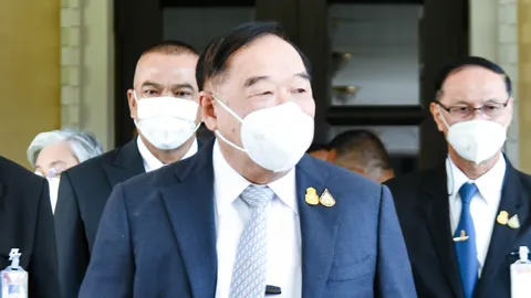 “ลุงป้อม” การันตี คนไทยได้ดูบอลโลกแน่ “สมศักดิ์” ชี้ ทำสัญญาช้ายิ่งถูก