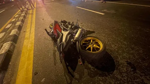 นทท.ที่ภูเก็ตขี่ดูคาติชนกับฟิลาโน รัสเซียดับ 2 สาวไทยตาย 1  