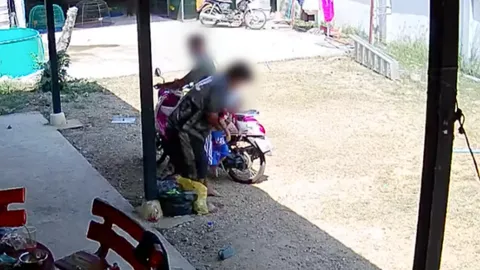 แม่แทบขาดใจ เผยคลิปอุทาหรณ์ ลูกวัย 4 ขวบเฉียดตายเพราะเยลลี่ลูกตาติดคอ