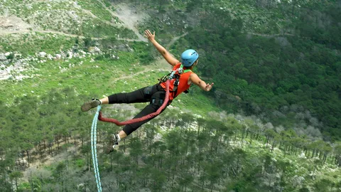 รอผู้กล้ามาโค่นตำแหน่ง