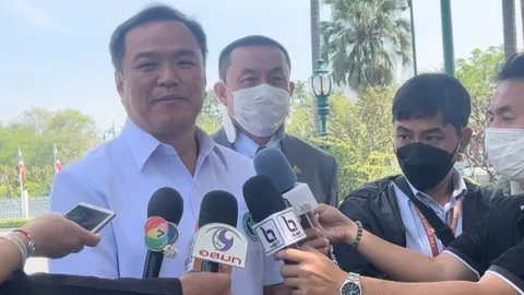 "เสี่ยหนู" กั๊ก หนุน "บิ๊กตู่" หรือไม่ บอก รอหลังเลือกตั้ง-โนสน ปรับครม.