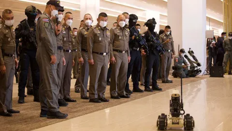 ผบ.ตร.ติวเข้มซ้อมมาตรการ รปภ.ศูนย์ฯ สิริกิติ์ ก่อนเริ่มประชุมเอเปก 2022