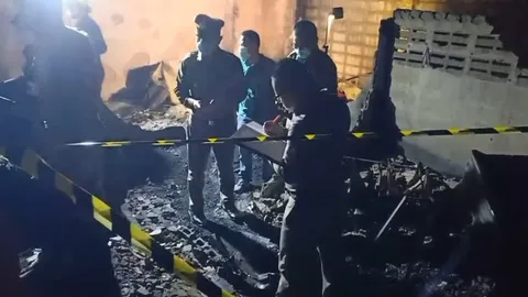 ไฟไหม้บ้านในซอยนราธิวาสราชนครินทร์ 6 คลอก ด.ญ.วัย 11 ปี เสียชีวิต