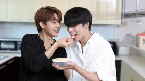 โฟล์ค&เกมเพลย์ จากซีรีส์ "Work From Heart รักป่วนก๊วนออฟฟิศ" แชร์ความหวาน