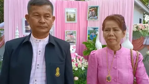 พ่อแม่กลั้นน้ำตา จัดงานศพสีชมพู ส่งลูกสาวป่วยมะเร็ง ให้จากไปอย่างสงบ