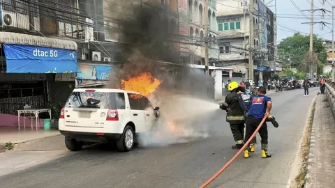 ไฟไหม้รถ
