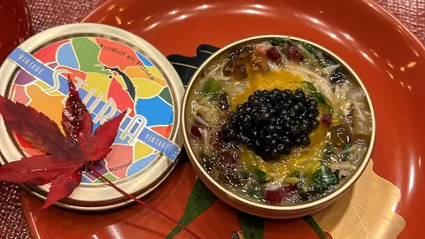 สตูเรีย คาเวียร์ (Sturia cavier) คาเวียร์สัญชาติฝรั่งเศส