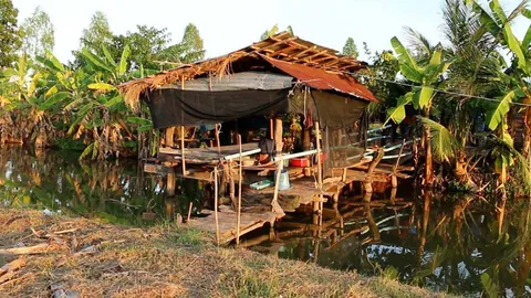 ผัวติดยาเหล้า บังคับเมียซื้อไม่ได้ก็ทุบตี สุดทนคว้าอีโต้สับคอดับสยอง 