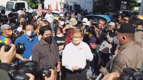 กลุ่มราษฎรหยุด APEC 2022 แจ้งความเอาผิด ตำรวจ คฝ.ใช้กำลังทำประชาชนบาดเจ็บ