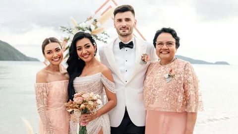 ชื่นมื่น เกต เดอะสตาร์ ควงแฟนหนุ่มต่างชาติ วิวาห์หวานสุดโรแมนติก