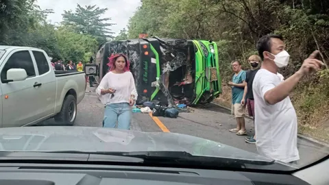 ทัวร์ท่องเที่ยวคว่ำทางลงเขาน้ำหนาว บาดเจ็บ 46 คนขับดับคาที่ 