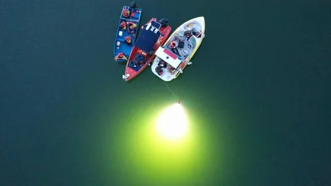 วินาทีกู้ร่างมาวิน มีโอกาสครั้งเดียวโดรนเกี่ยวติด ลุ้นทุกชอตก่อนถึงผิวน้ำ (คลิป)