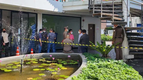 2 สาวจีนทะเลาะเดือด ก่อนแทงกันยับตาย 1 คาห้องน้ำในห้างย่านประชาชื่น 12