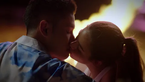 นนนี่ เมารัก จู่โจมจูบ สิงโต เผยความในใจ ในซีรีส์ "เจนนี่ กลางวันครับ กลางคืนค่ะ"