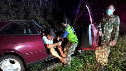 พลายโวยวาย ไร้อาการเจ็บ หลังถูกรถชน อีกรายสุดเศร้าไฟช็อตช้างล้ม