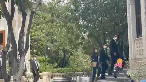 "บิ๊กตู่" บอก "ถึงเวลาจะพูดเอง" ย้ายไป พรรค "รวมไทยสร้างชาติ" 