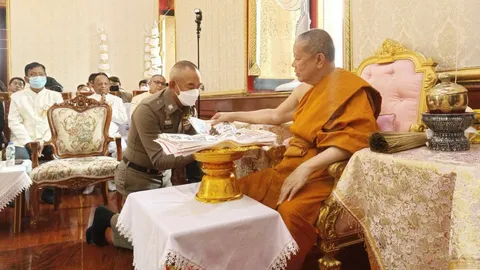 จัดพิธีมังคลาภิเษก ผ้ายันต์ "ท้าวเวสสุวรรณโณ เจ้าคุณธงชัย" วัดไตรมิตร 
