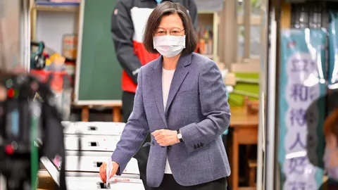 ประธานาธิบดีไต้หวัน ลาออกหัวหน้าพรรครัฐบาล หลังพรรคแพ้เลือกตั้งท้องถิ่น