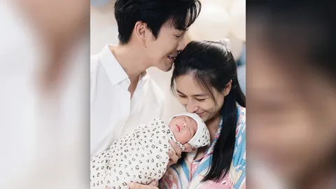 พ่อพุฒ-แม่จุ๋ย อวดโฉมลูกชายสุดที่รัก น้องพีร์เจ ฉายแววความหล่อ