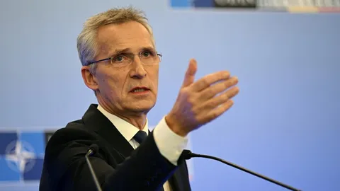 นาโตสัญญามอบอาวุธเพิ่ม ช่วยยูเครนซ่อมไฟฟ้า-โวยรัสเซียใช้ฤดูหนาวเป็นอาวุธ