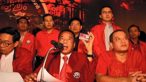 ศาลเลื่อนนัดฟังคำพิพากษา คดี ชุมนุม นปช.ก่อการร้าย เป็น 9 ม.ค. 2566