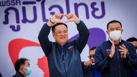 "อนุทิน" นำทัพหลวง "ภูมิใจไทย" อ้อน ชาวภูเก็ต เปิด 3 ว่าที่ผู้สมัคร ส.ส.