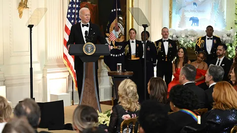 "ไบเดน" มอบรางวัล เชิดชูศิลปวัฒนธรรม