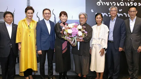 ศ.ดร.นันทวัฒน์ บรมานันท์ จัดงานนิทรรศการภาพถ่าย “ดำขาวเล่าเรื่อง สองเมือง ของนันทวัฒน์”