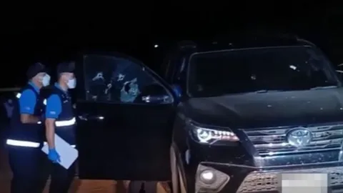 "หวังปลิดชีพ" คนร้ายรัว 11 มม.ถล่ม สท.คนดัง เจอชัก 9 มม.ยิงสู้ดวลเดือด