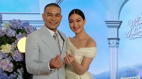 หลังทำตาสองชั้นทำให้เจ้าสาว "แพนเค้ก เขมนิจ" ได้รับแต่เสียงชื่นชมว่าดูสวยขึ้นเป็นพิเศษ