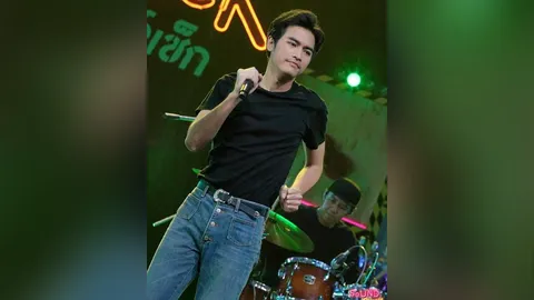 เสี่ยวเมษาหน้าทอง