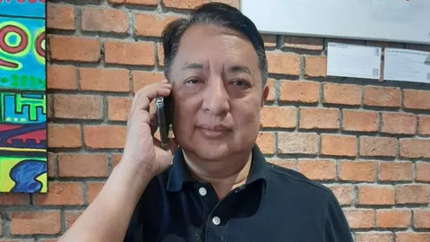 “สุรนันทน์” ลั่น ไม่หน้าไหว้หลังหลอก ไม่ทิ้ง สอท.ไม่รอรวมพรรค ขอลุยต่อ 