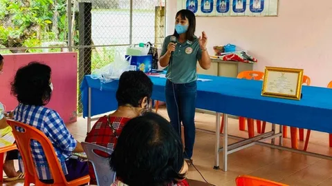 ศมข.พัทลุง ส่งจนท.ติวเข้มเกษตรกรผลิตข้าวอินทรีย์ เพื่อให้ได้มาตรฐาน