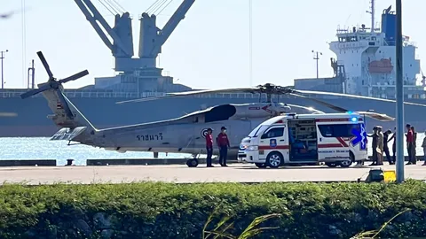 ทร.ส่ง ฮ. บินวุ่น เพื่อรับกำลังพลบาดเจ็บ เสียชีวิต นำขึ้นฝั่ง