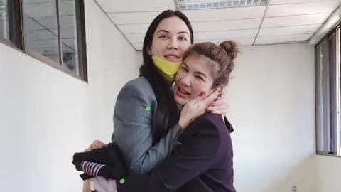 ทนายนิด้า เผยมุมน่ารักและจิตใจดีของ แมท ภีรนีย์ จนทำให้ต้องปวดกบาล 